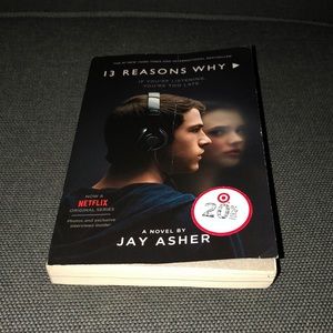 Book- 13 reasons why -jay asher